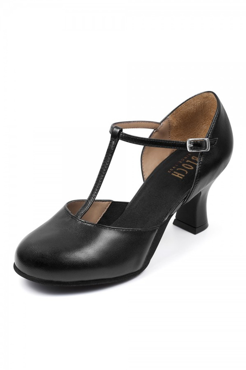 Bloch AXIOM 4××× Bloch Dance USA - What's your go-to pointe shoe? Misty